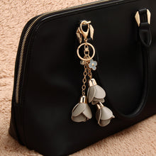 Camellia Leather Keychain Bag Pendant Car Ornaments Long Key Chain Best Gift to Friends 1STL ELY