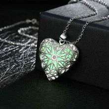 Lovely Glowing Necklace collar necklace Hollow heart collier plastron Elegant LUYN 61 ELY