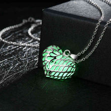 Glowing in the dark necklace Vertical heart multi-layer necklaces Hand Madeball LUYN 64 ELY
