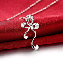 Luxurio silver necklace Flower shaped insets patek 697 ELY