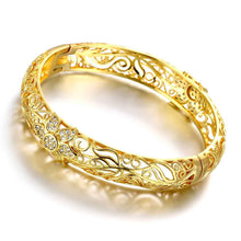 Beautiful 18K Gold Plating Hollow carved pattern Rhinestone men bracelet Jewelry European Style ELY