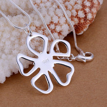 Beautiful silver plated pendant Flower vintage necklace prices in euros ELY