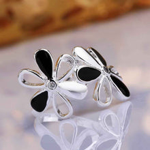Beautiful silver plated rings for men Black and white flowers anillos bear diy 91 ELY
