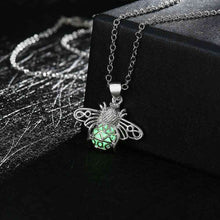 Glowing Luminous pendant necklace Hollow moths gargantilha sport3 6 ELY