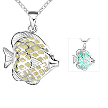 Glowing Luminous pendant necklace Hollow moths gargantilha sport3 6 ELY