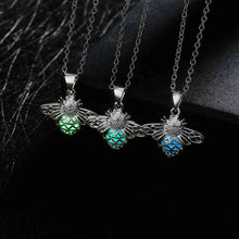 Glowing Luminous pendant necklace Hollow moths gargantilha sport3 6 ELY
