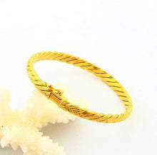 exo 24k gold plated Bracelet & Bangle btaid women bracelet jewelry display HBB 47 ELY