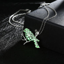 N012 Glowing In Dark luminous Pendant Necklace Popular Silver Noctilucent Bird Chain Necklace Fluorescent ELY