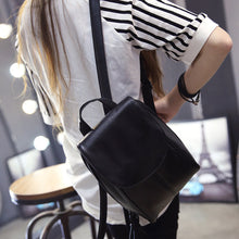 Leather Women Backpack Casual Women Shoulder Bags Small Big Design Travel Bags Mochila Brand Women School Bags1STL ELY