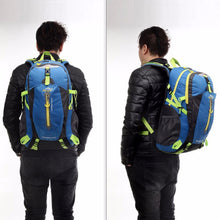 Nylon Waterproof Climbing Bag Women Men Professional Mountaineering 40L Capacity Backpack ELY